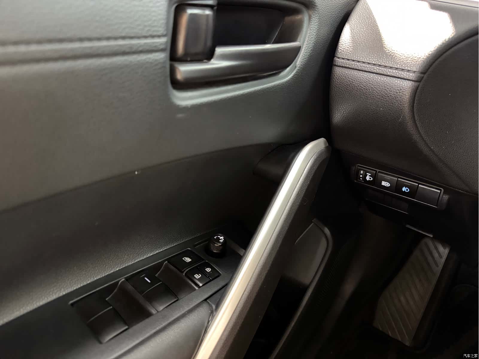 Toyota Corolla, 2023 13