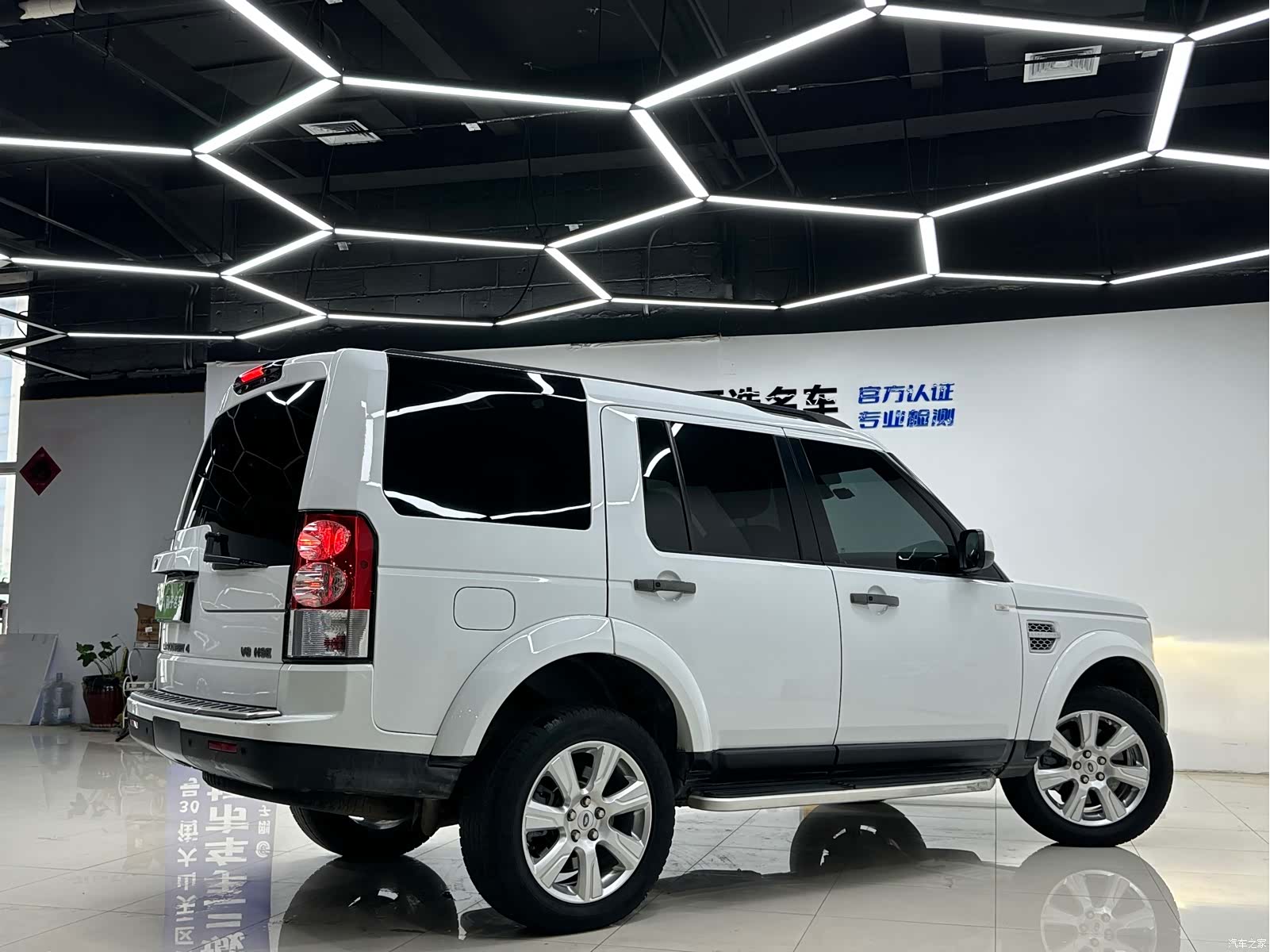 Land Rover Discovery, 2013 8