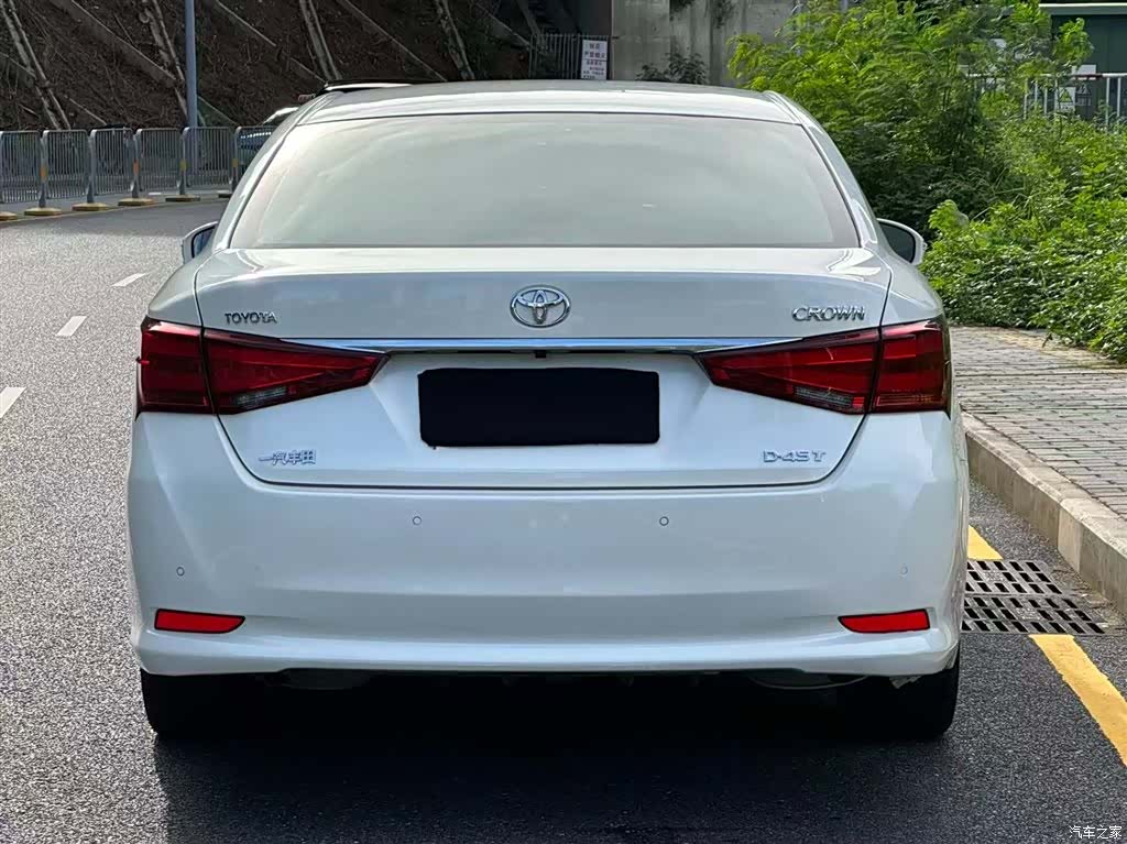 Toyota Crown, 2017 17