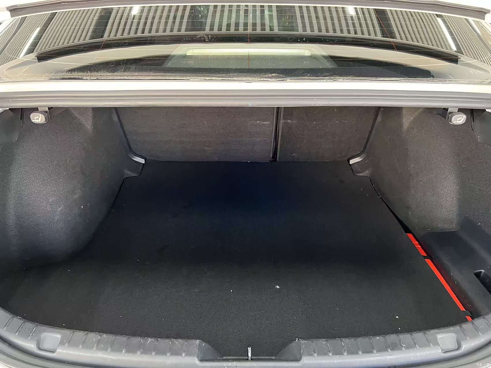 Mazda Mazda3, 2024 18