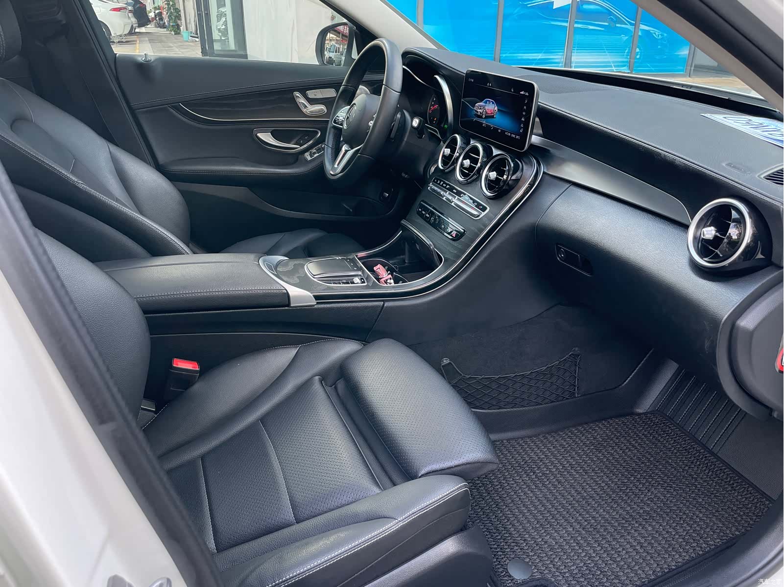 Mercedes-Benz C-Class, 2019 8