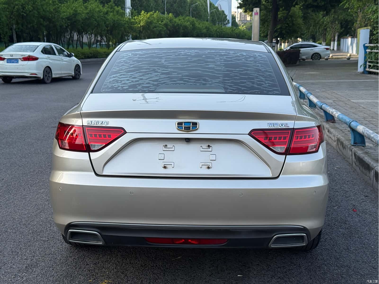 Geely Emgrand, 2017 все фото