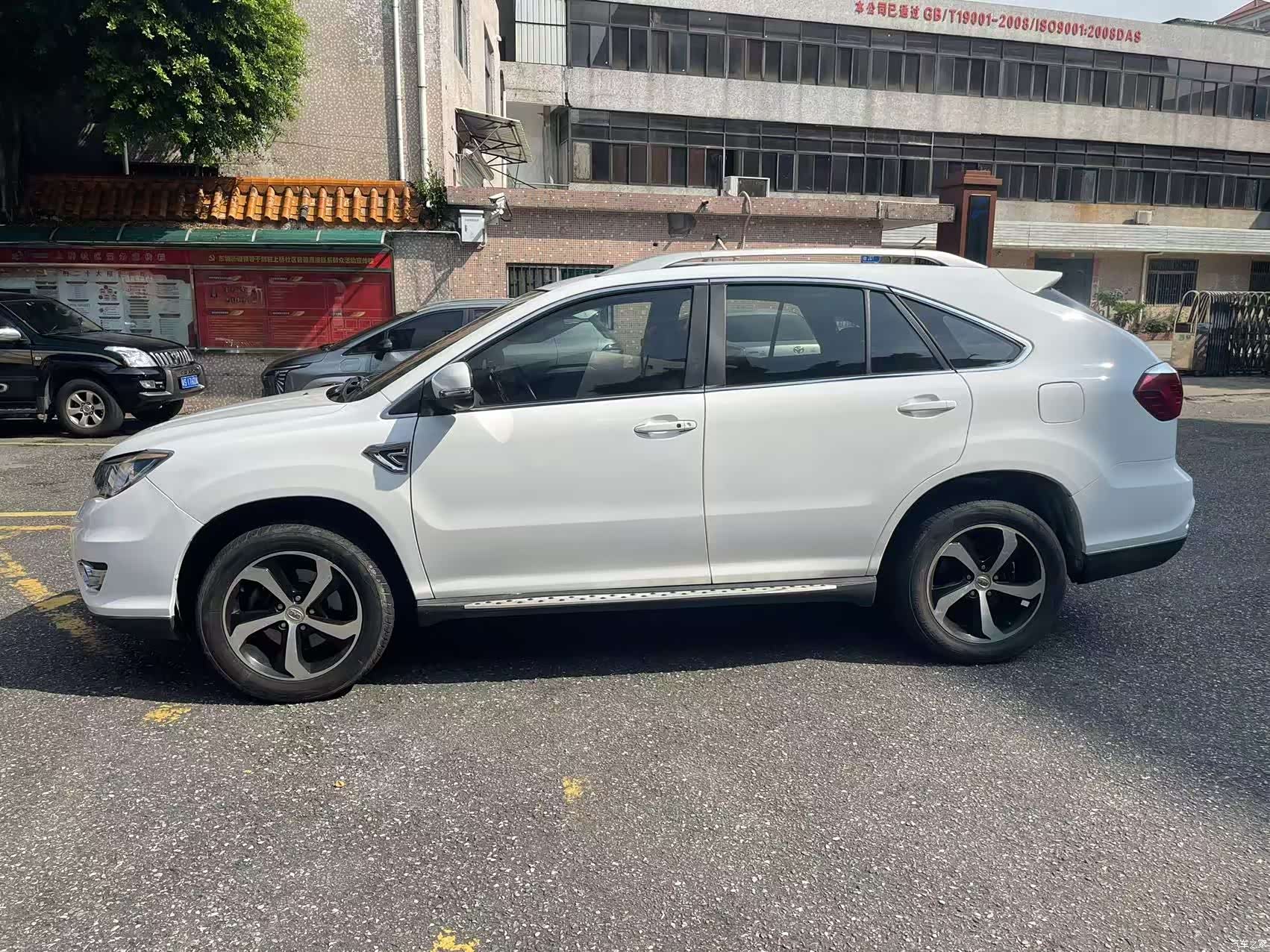 BYD S7, 2015 8