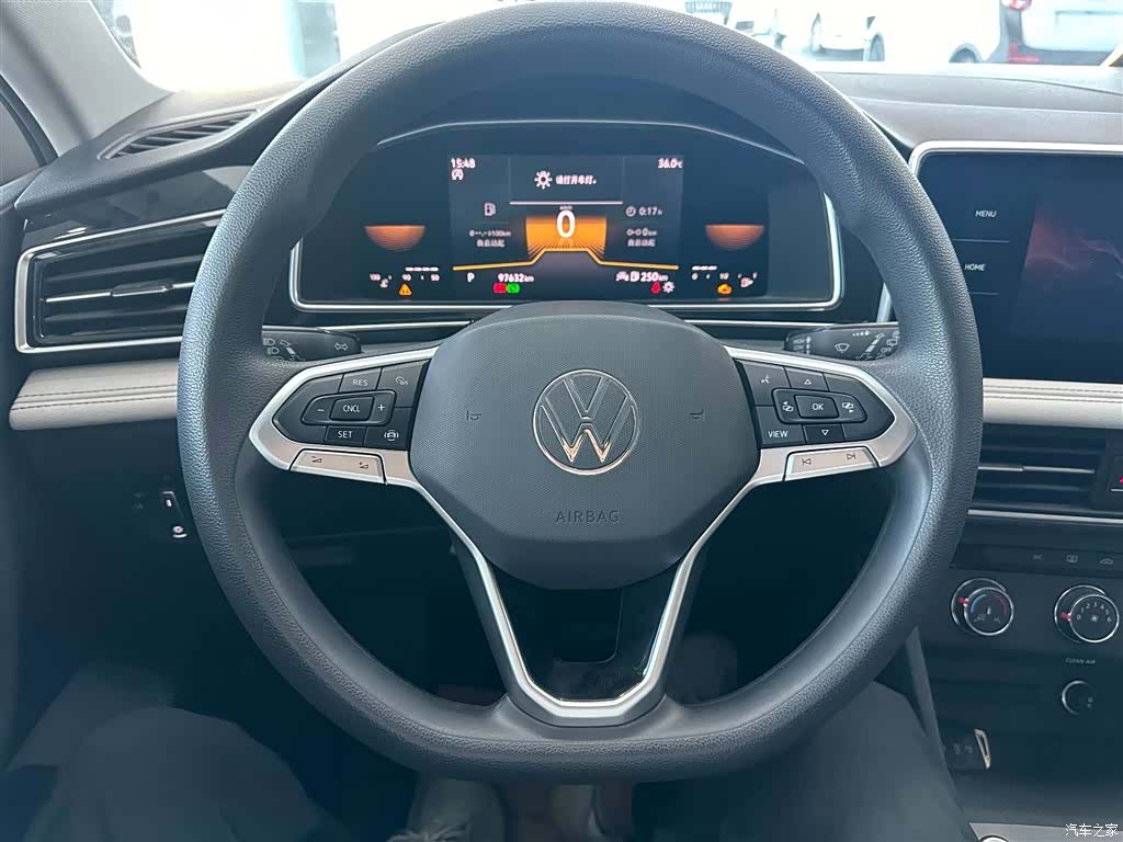 Volkswagen Tiguan L, 2022 9