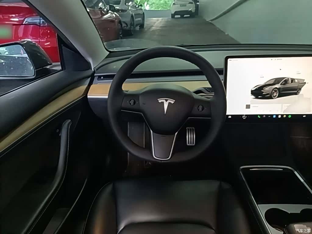 Tesla Model 3, 2022 11