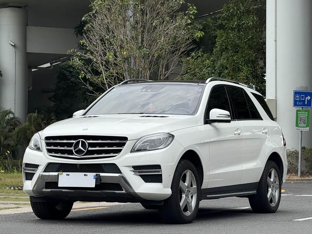 Mercedes-Benz M