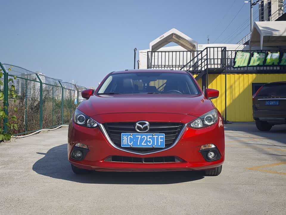 Mazda 3 Angkesaila