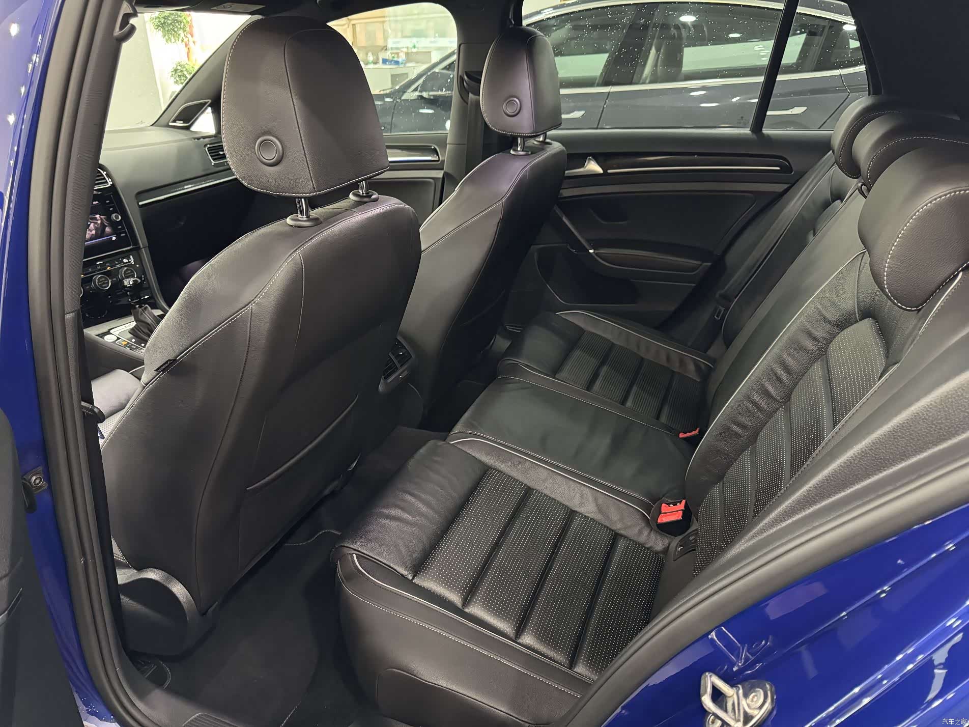 Volkswagen Golf, 2020 10