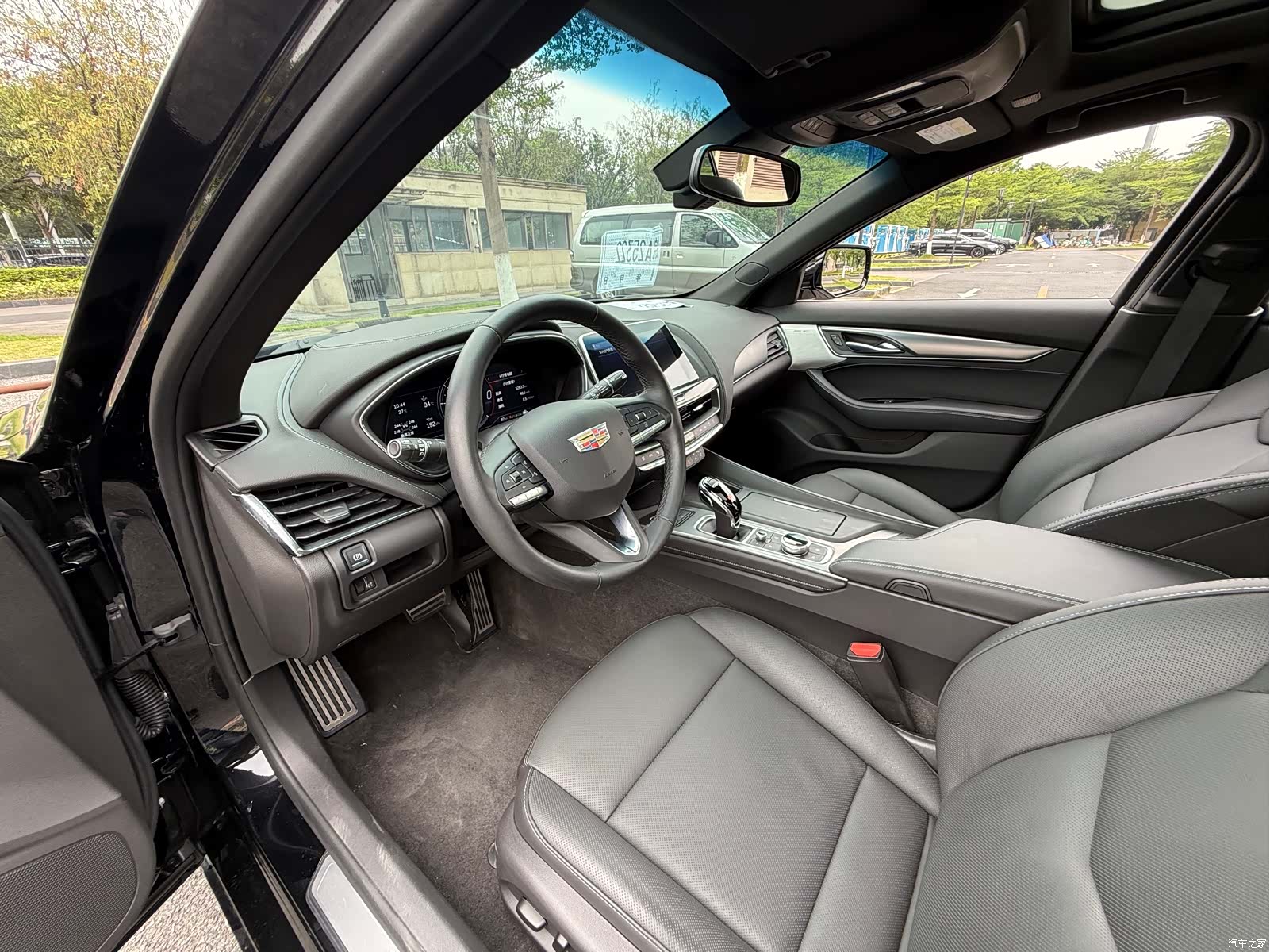Cadillac CT5, 2022 10