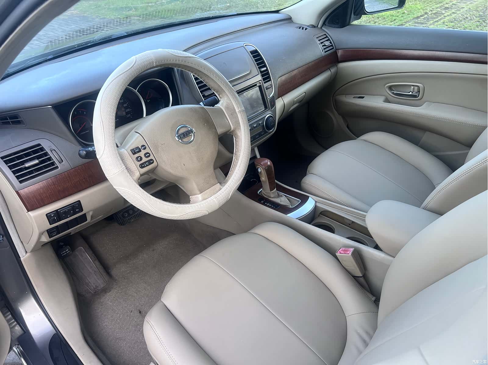 Nissan Sylphy, 2012 8