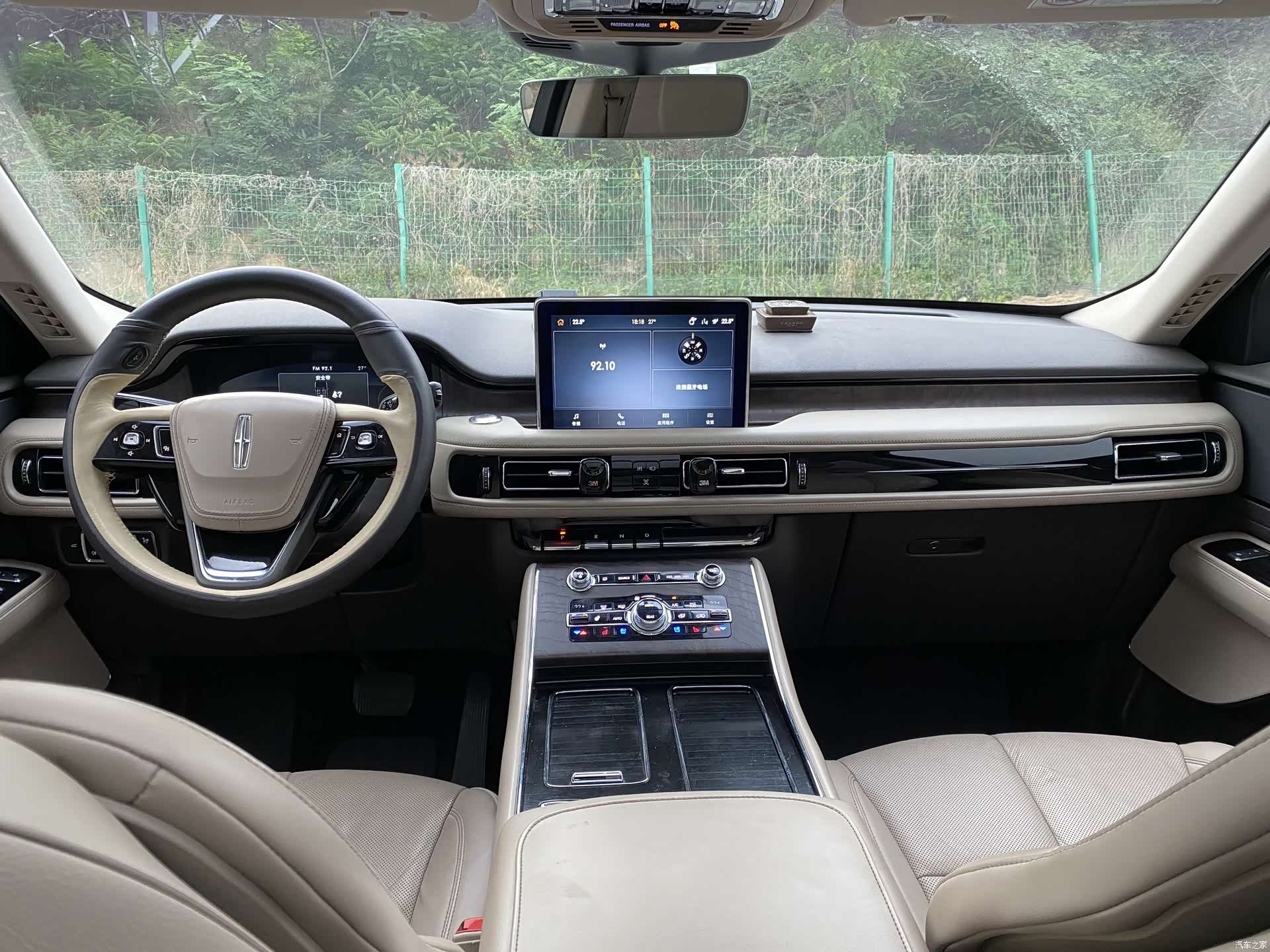 Lincoln Aviator, 2020 все фото