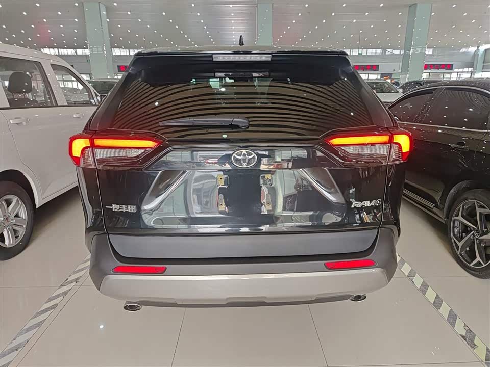Toyota RAV4 Rongfang