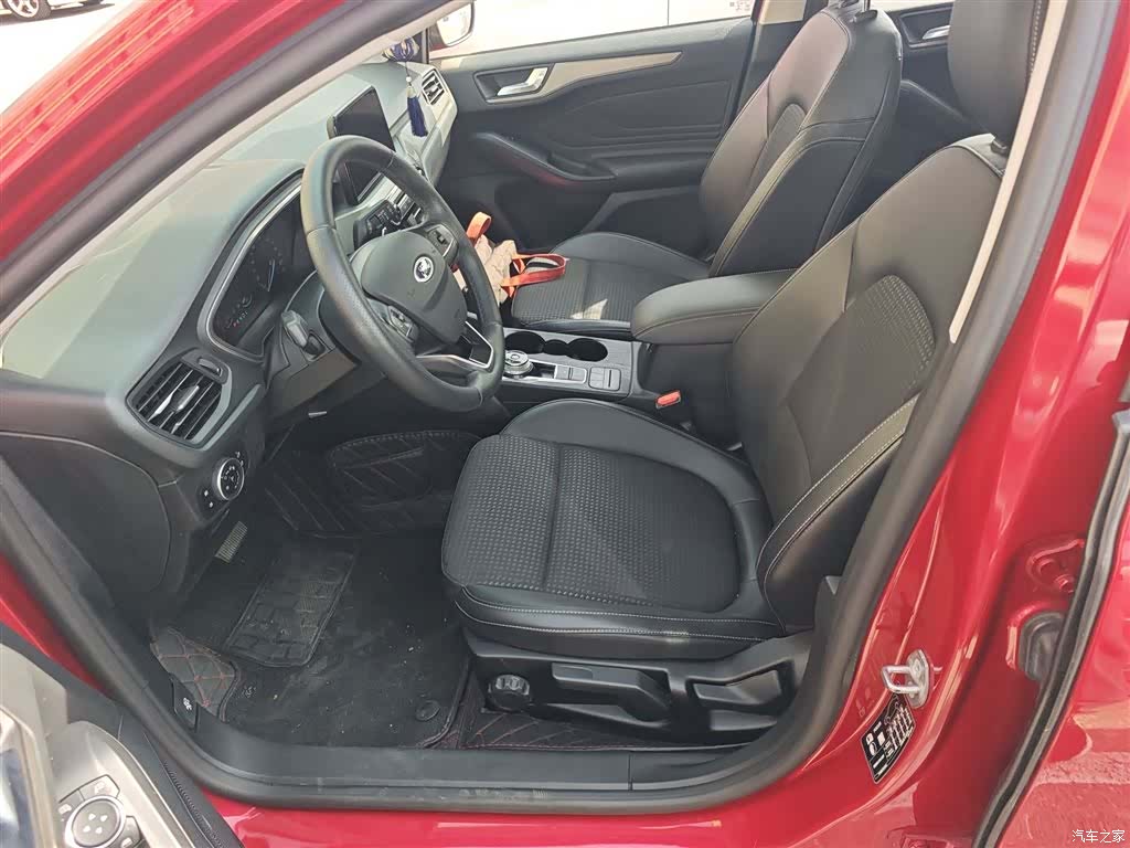 Ford Focus, 2020 15