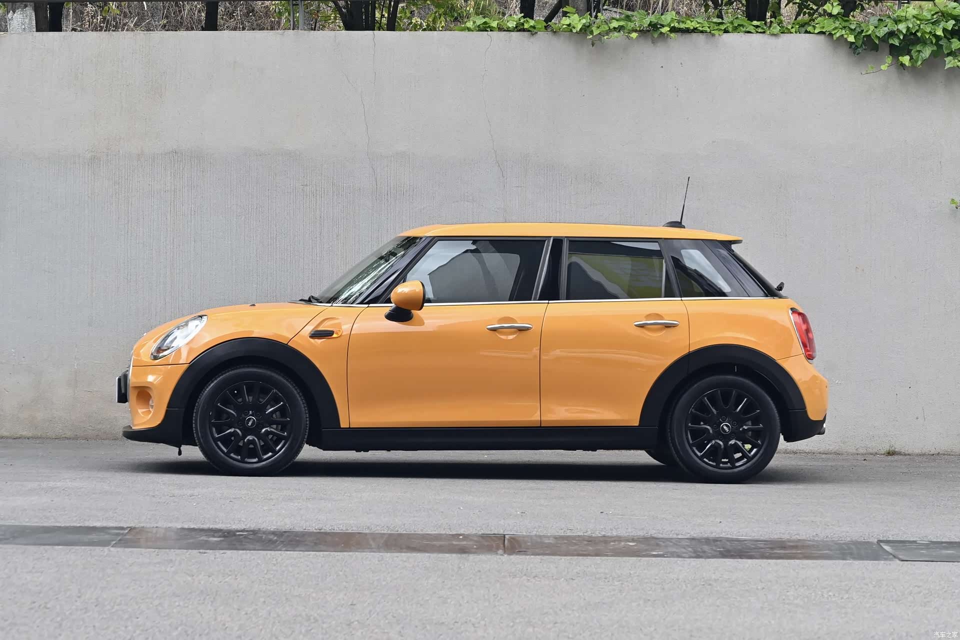 Mini ONE, 2017 17
