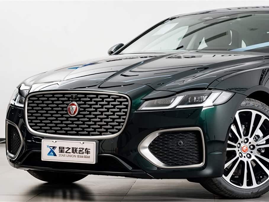 Jaguar XFL