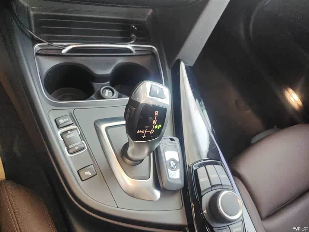 BMW 3 Series, 2018 7