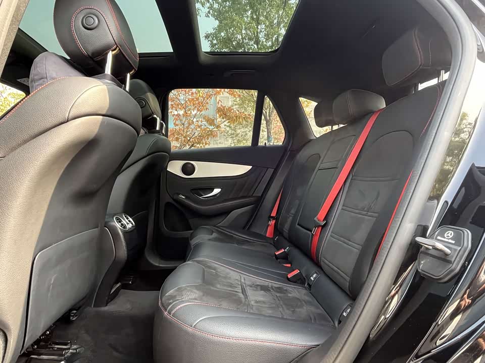 Mercedes-Benz GLC AMG