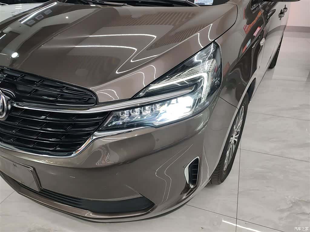 Buick GL8, 2022 18