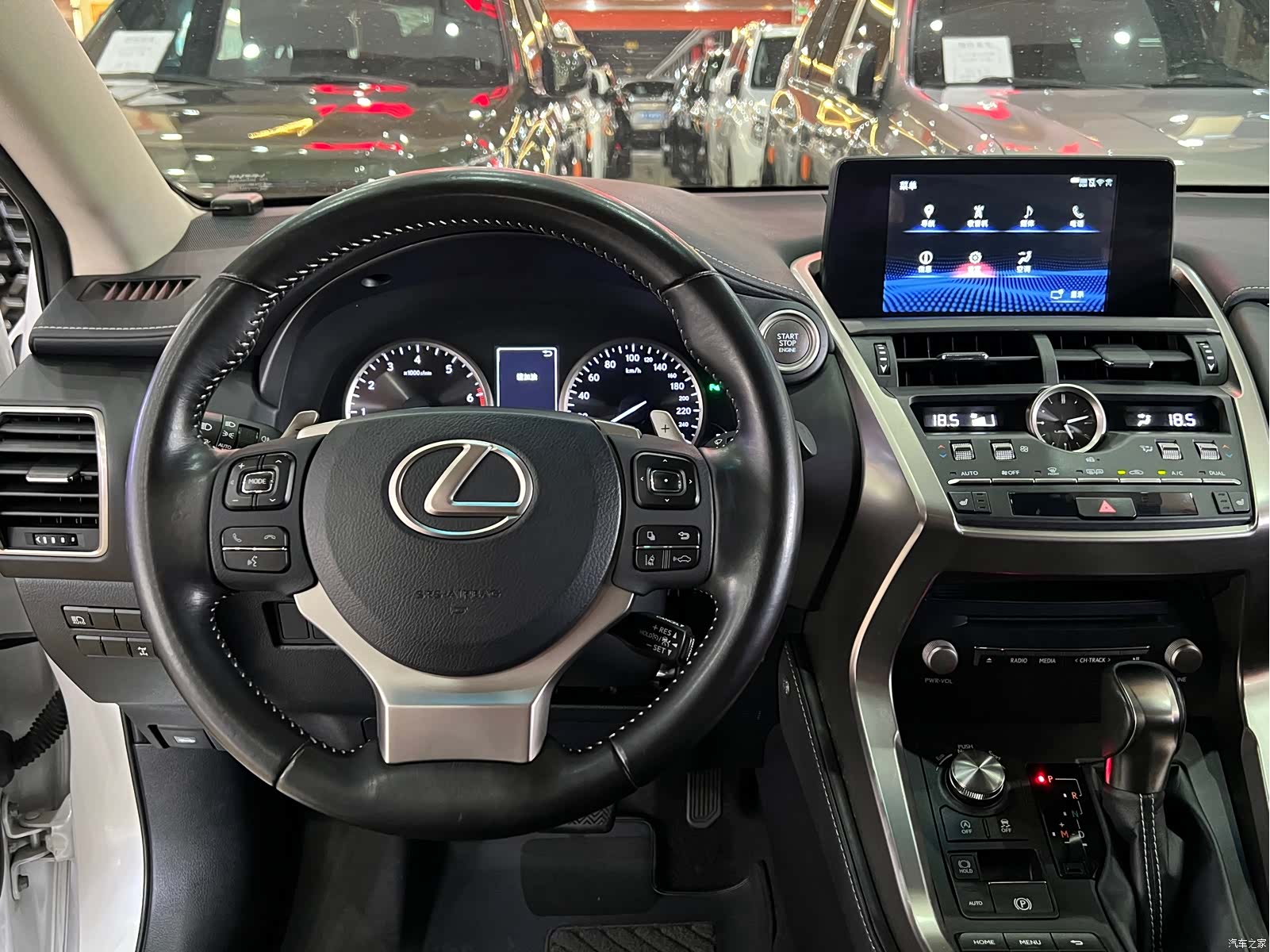 Lexus NX, 2018 9