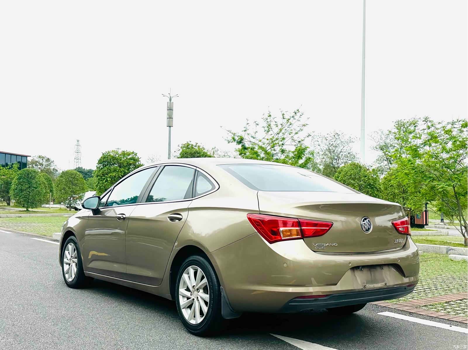 Buick Verano, 2016 6