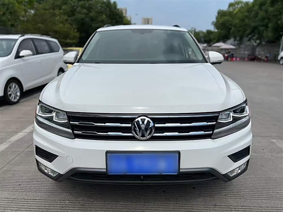 Volkswagen Tiguan L