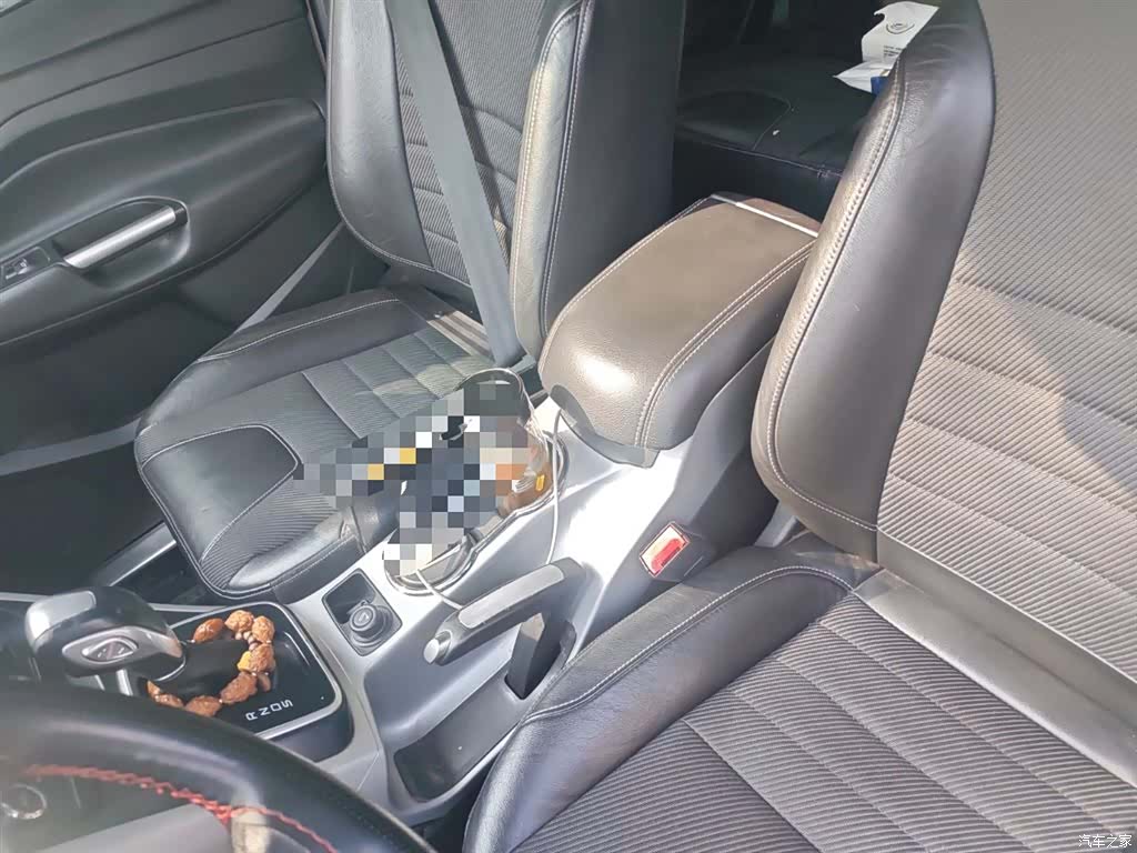 Ford Kuga, 2015 8