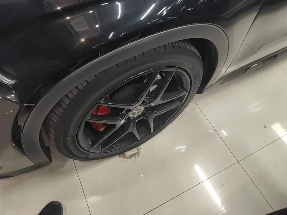 Mercedes-Benz GLA AMG