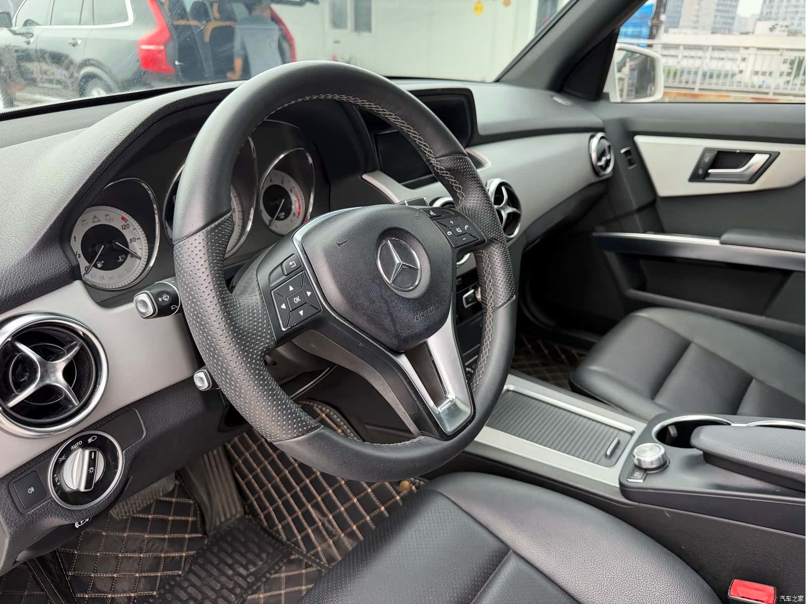 Mercedes-Benz GLK-Class, 2014 8