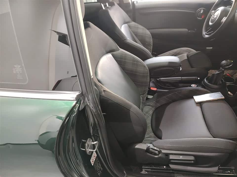 MINI MINI