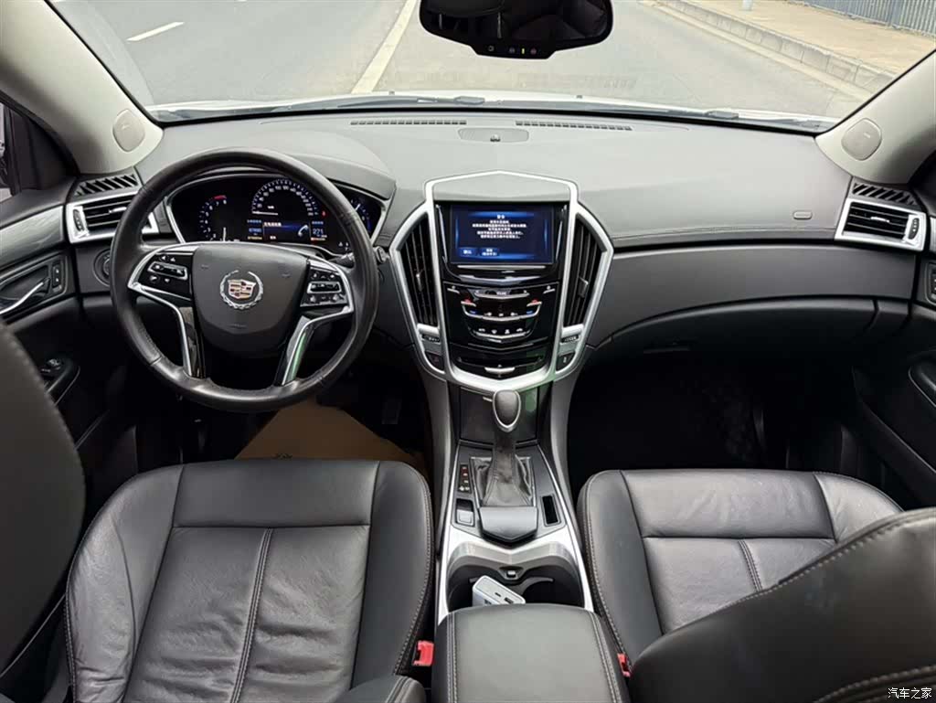 Cadillac SRX, 2016 4