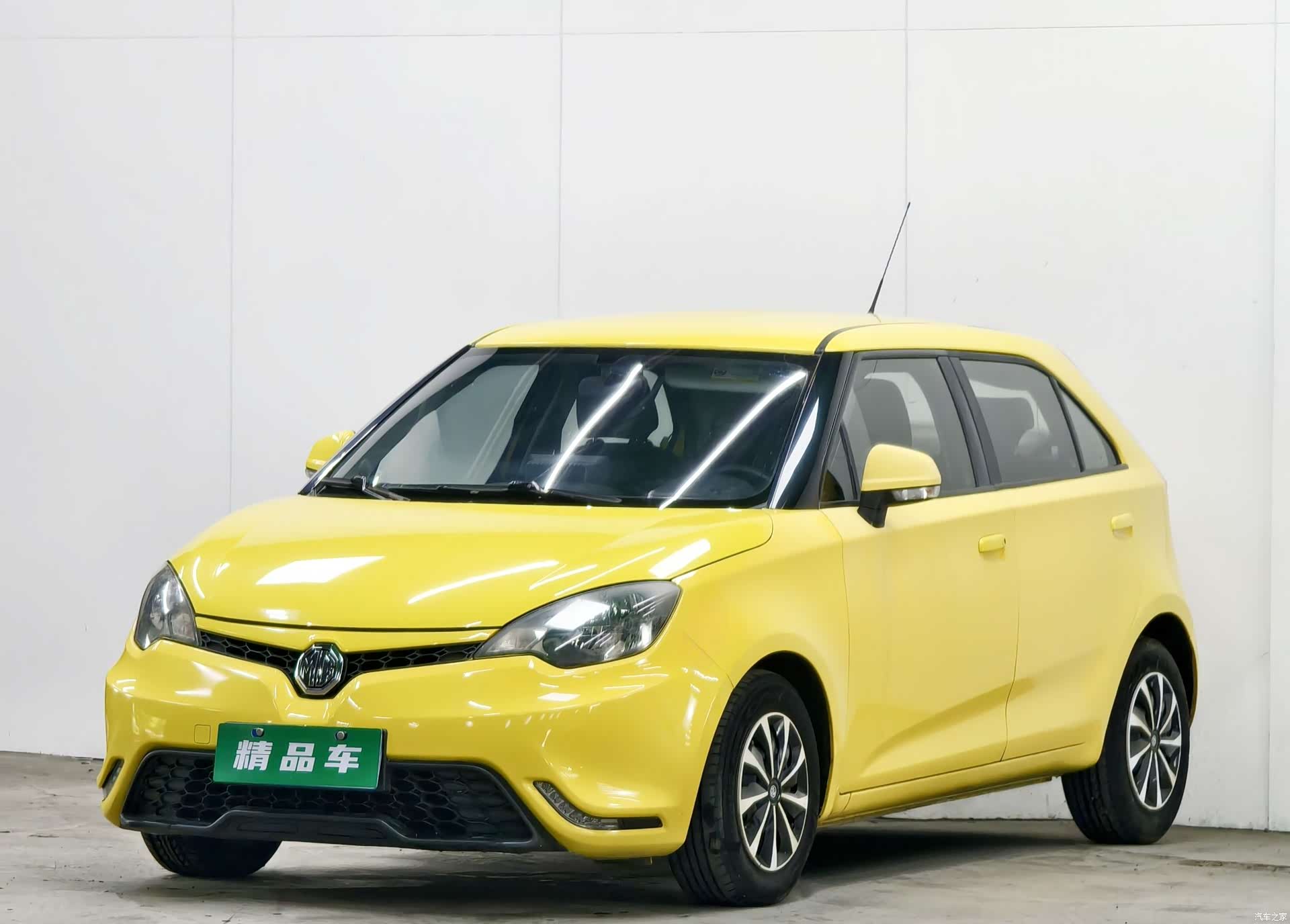 MG 3, 2015 1