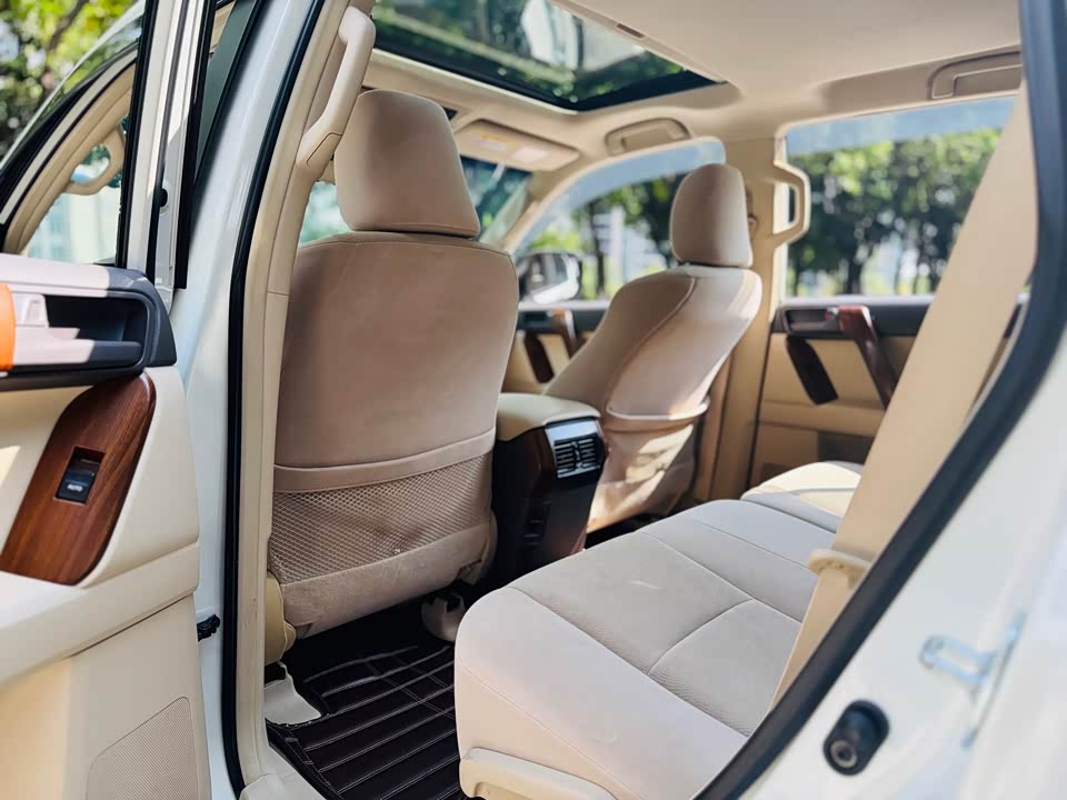 Toyota Prado