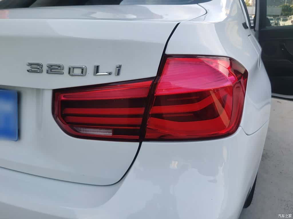 BMW 3 Series, 2019 все фото