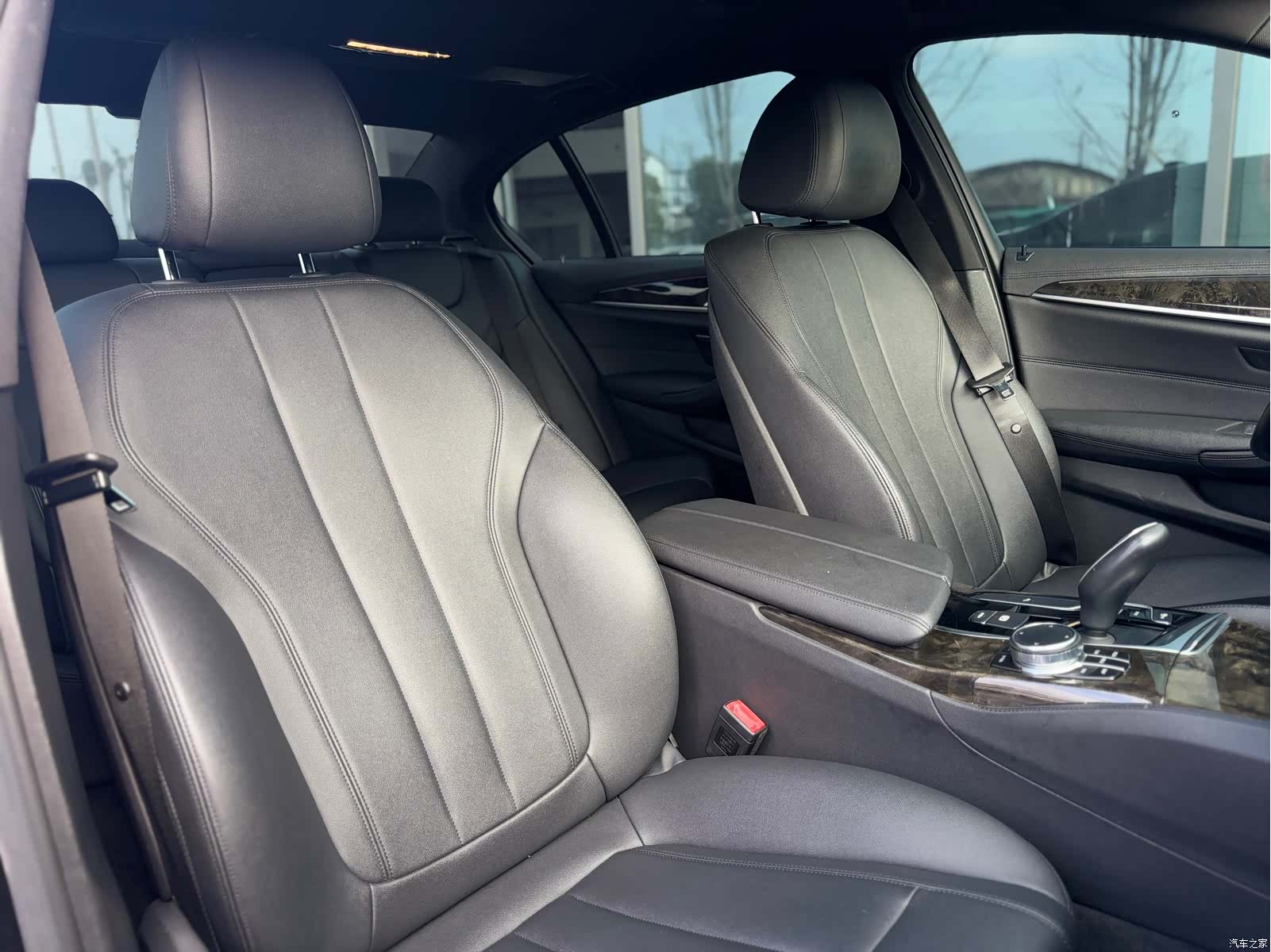 BMW 5 Series, 2018 13