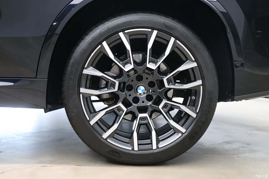 BMW X5, 2024 27