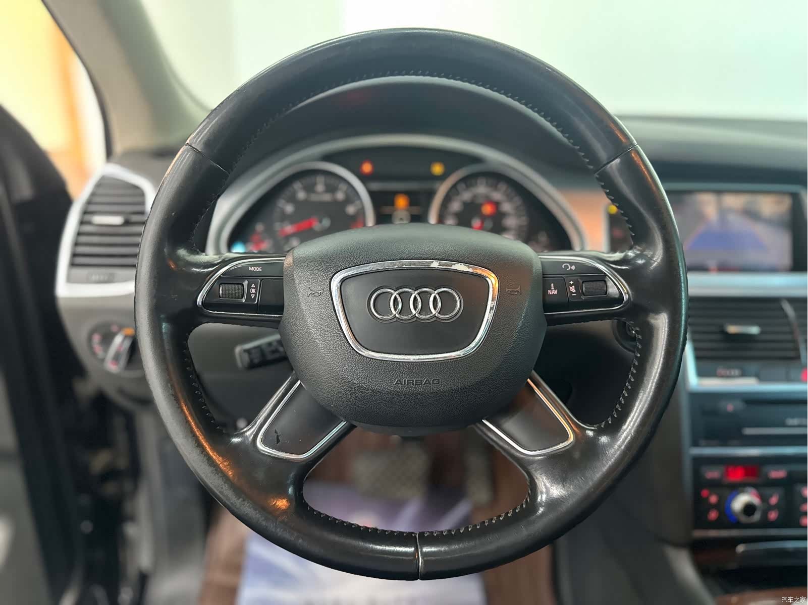 Audi Q7, 2012 8