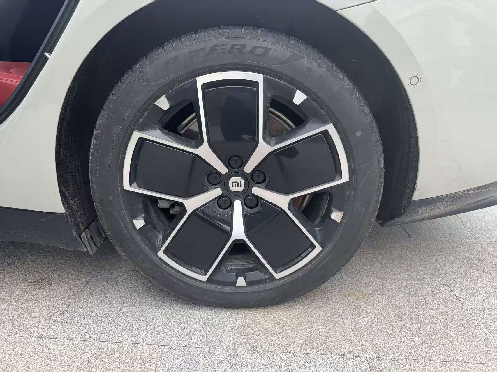 Xiaomi SU7, 2025 13