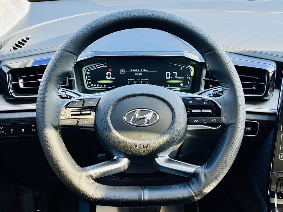 Hyundai Kustu Hyundai Kustu