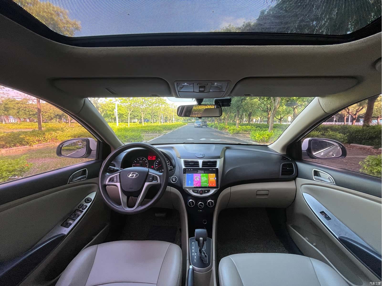 Hyundai GLS, 2016 6