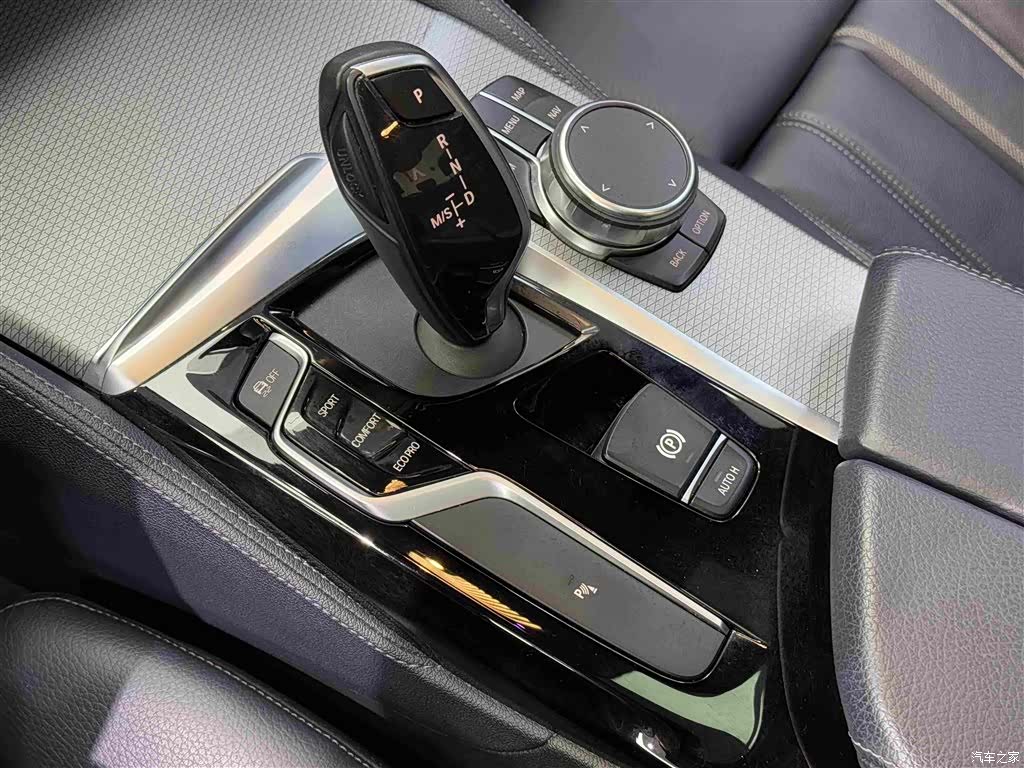 BMW 5 Series, 2019 12