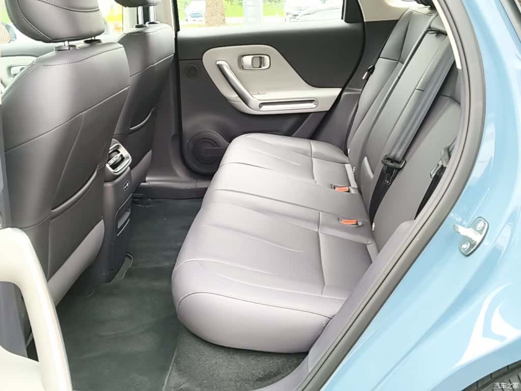 Leapmotor B01, 2025 17