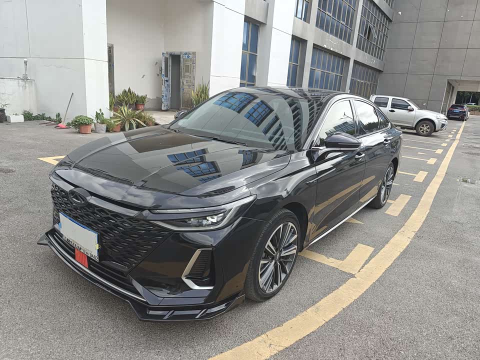 Chery Arrizo 8