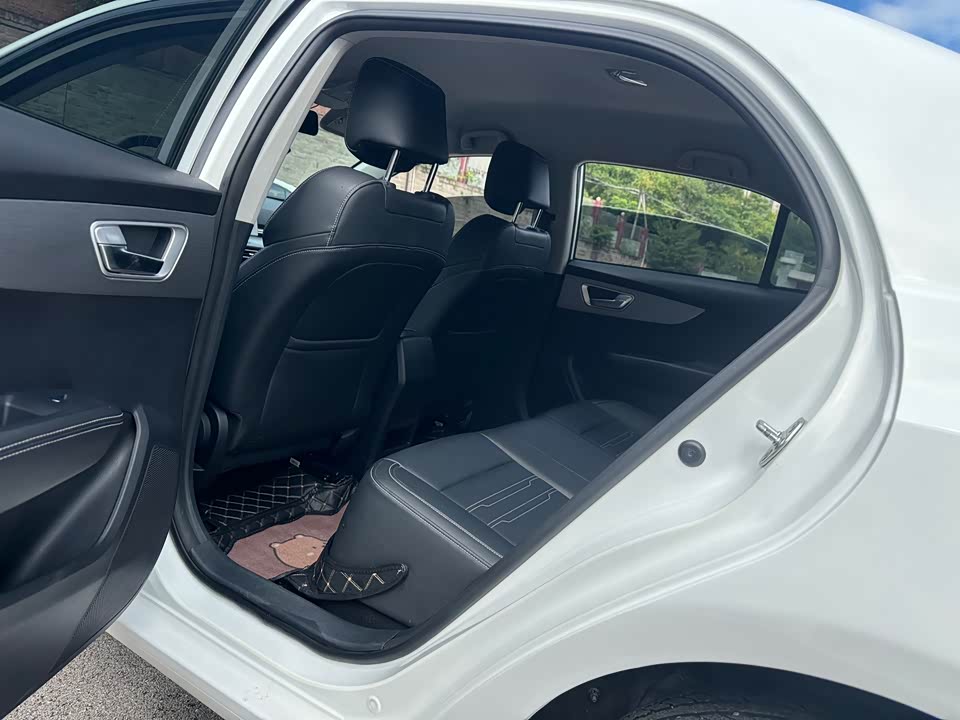 BYD Qin