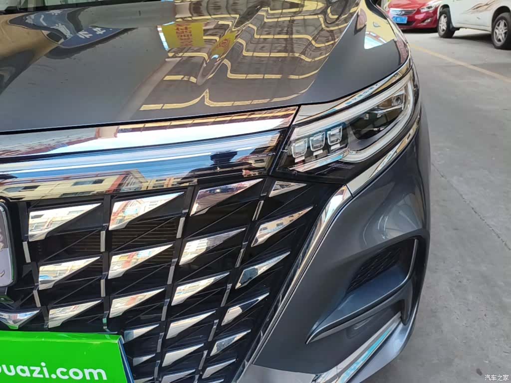 Roewe iMAX8, 2024 24