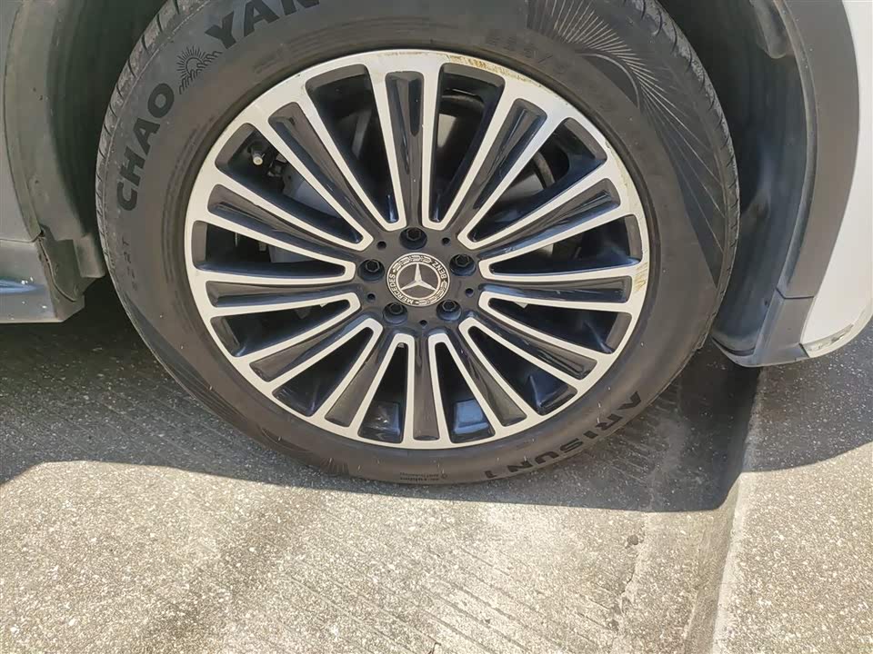 Mercedes-Benz GLC Mercedes-Benz GLC
