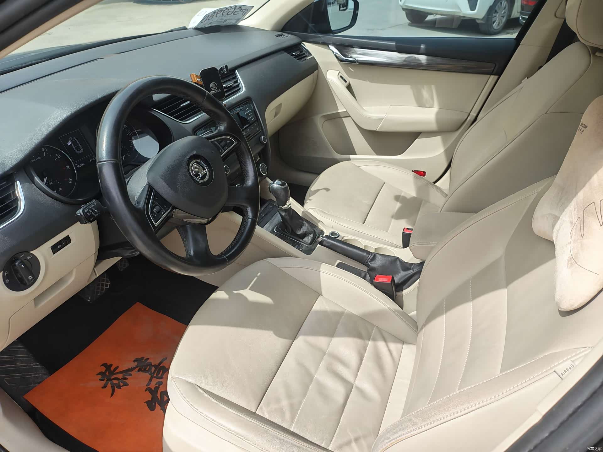 Skoda Octavia, 2015 9