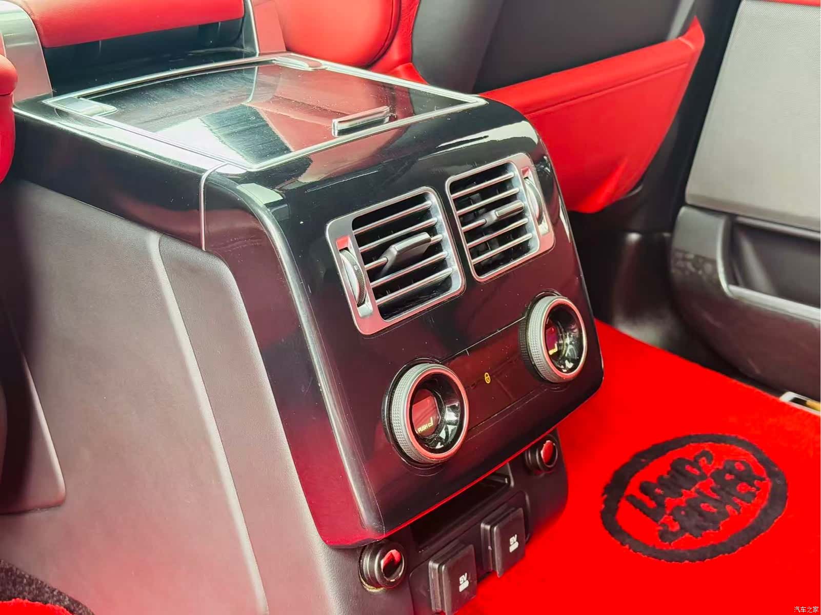 Land Rover Range Rover, 2019 19