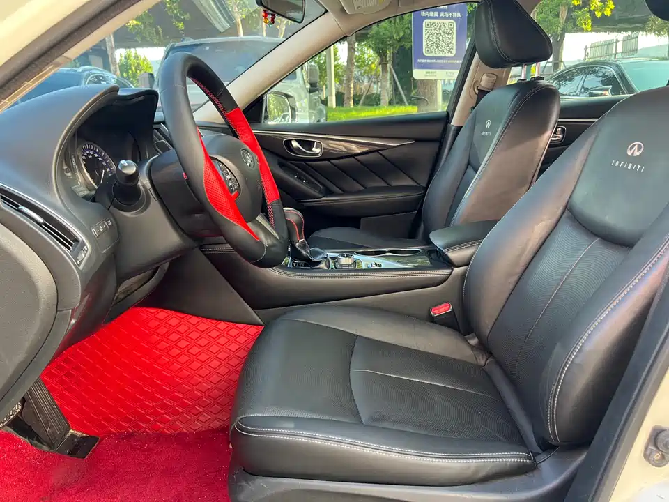 Infiniti Q50