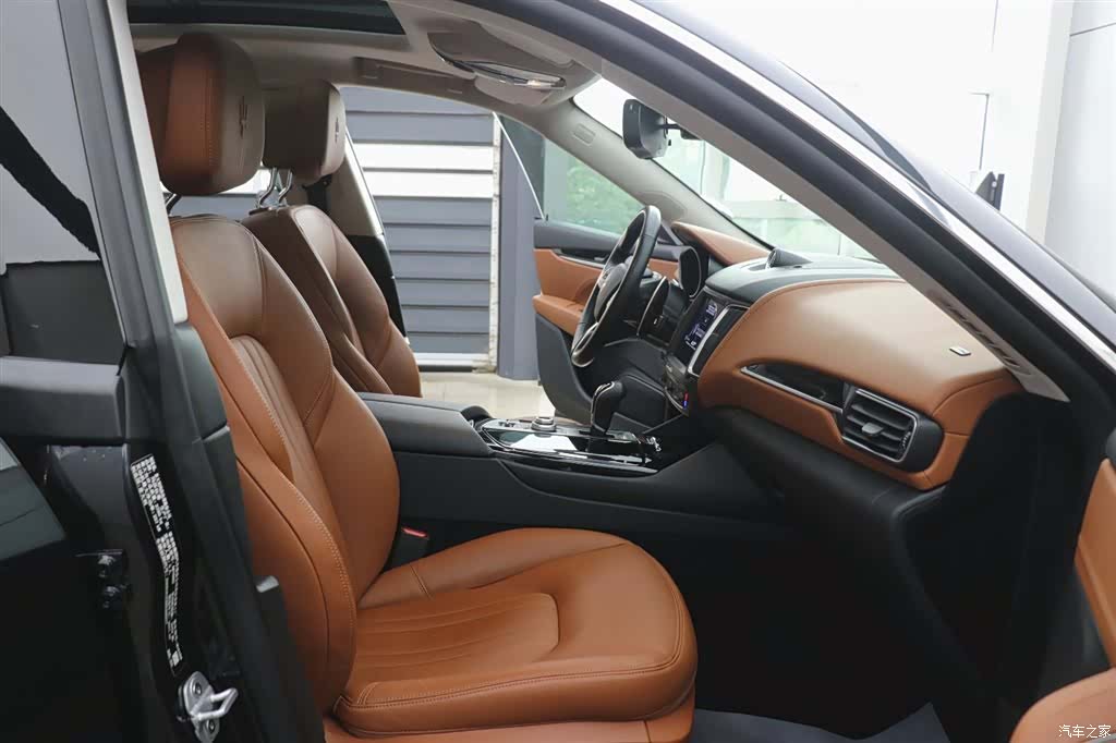 Maserati Levante, 2018 23