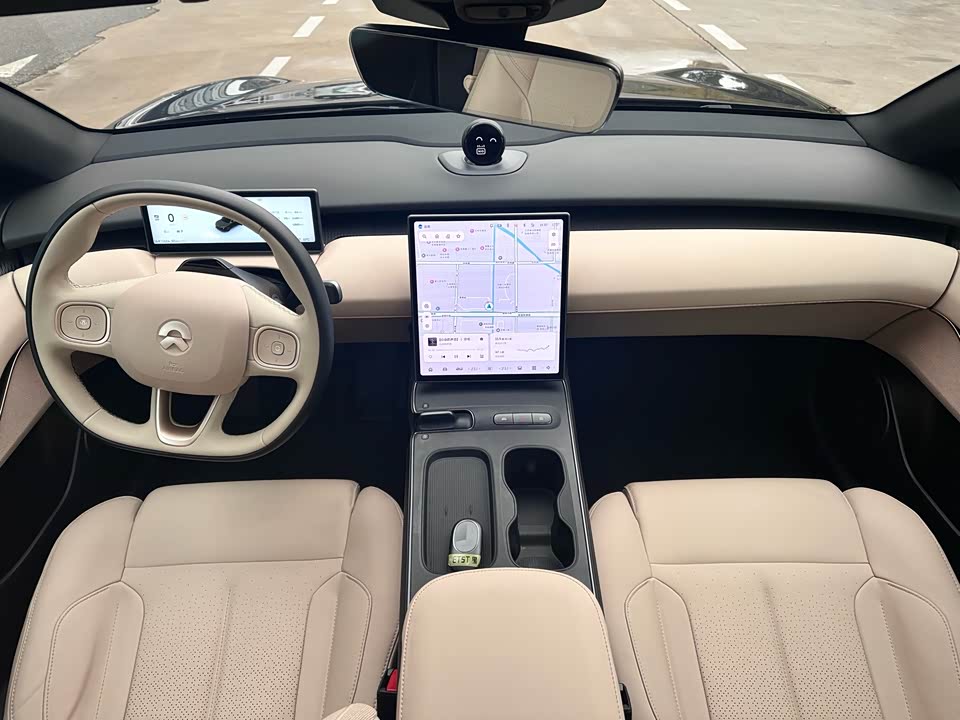 NIO ET5T